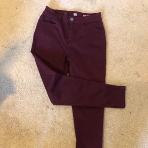 Burgundy  high rise jegging